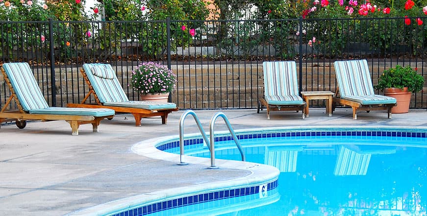 Commercial Pool Service
